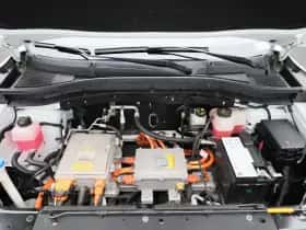 MG ZS EV (2023) thumbnail 35