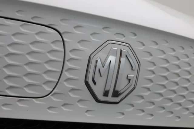 MG ZS EV (2023) thumbnail 36