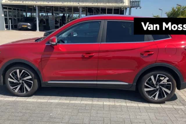 MG ZS (2025) thumbnail 1