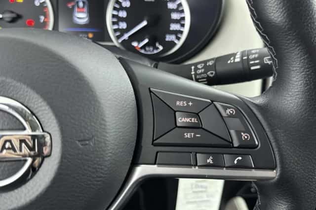 Nissan Micra (2021) thumbnail 6