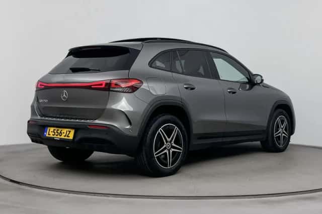 Mercedes-Benz EQA (2021) thumbnail 4