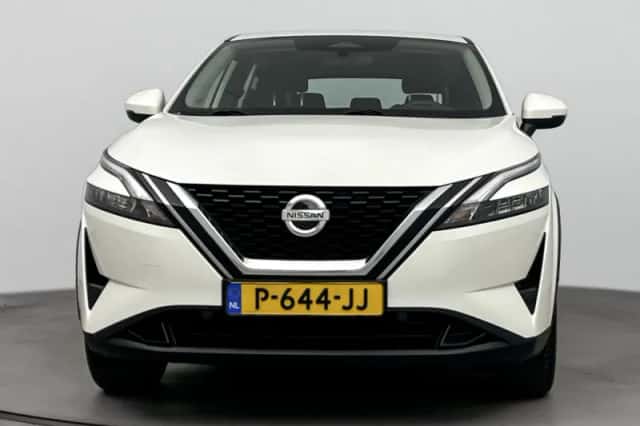 Nissan Qashqai (2022) thumbnail 5