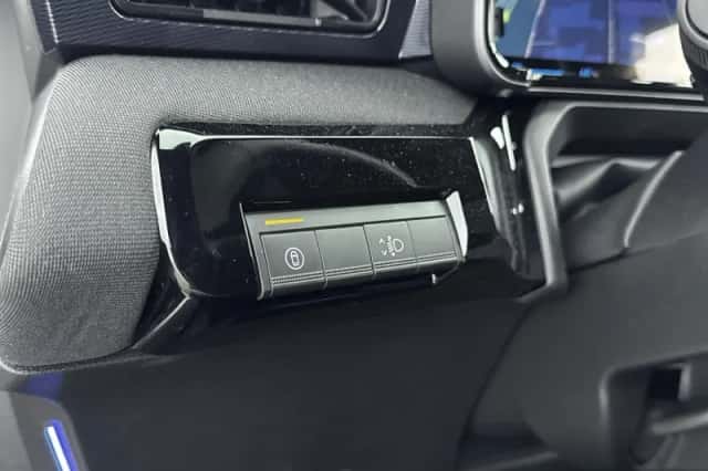 Nissan Micra (2025) thumbnail 16