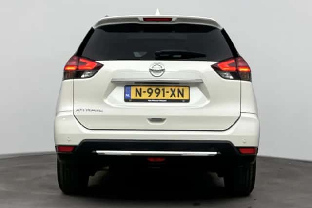 Nissan X-Trail (2022) thumbnail 3