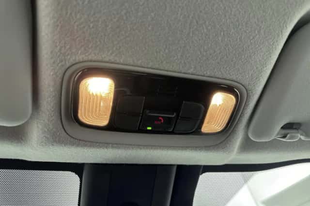 Toyota Yaris (2021) thumbnail 14