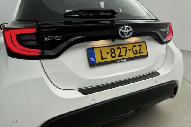 Toyota Yaris (2021) thumbnail 22