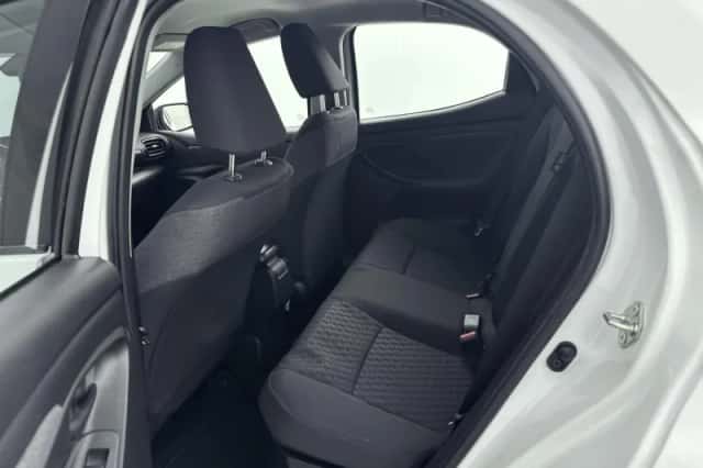 Toyota Yaris (2021) thumbnail 25