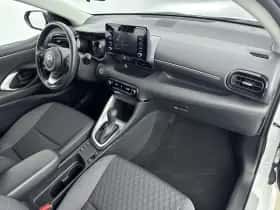 Toyota Yaris (2021) thumbnail 8