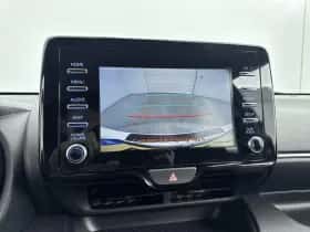 Toyota Yaris (2021) thumbnail 10