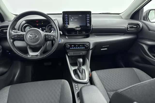 Toyota Yaris (2021) thumbnail 16