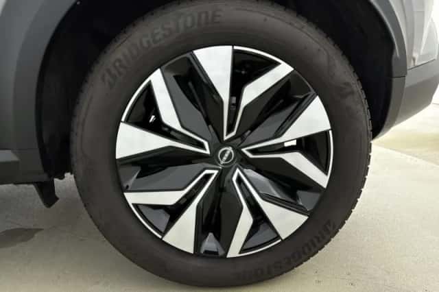 Nissan Juke (2025) thumbnail 8