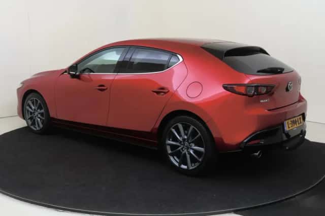 Mazda 3 (2021) thumbnail 3