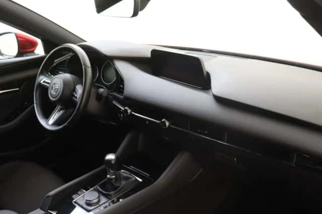 Mazda 3 (2021) thumbnail 5