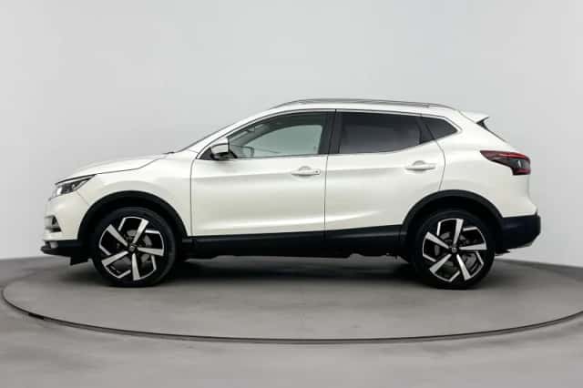 Nissan Qashqai (2021) thumbnail 2