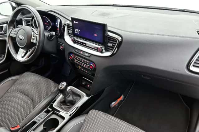 Kia Ceed Sportswagon (2021) thumbnail 20