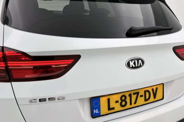 Kia Ceed Sportswagon (2021) thumbnail 25