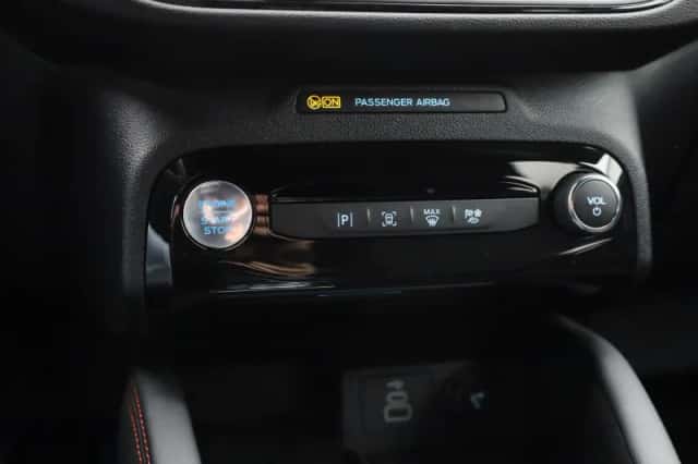 Ford Kuga (2025) thumbnail 17