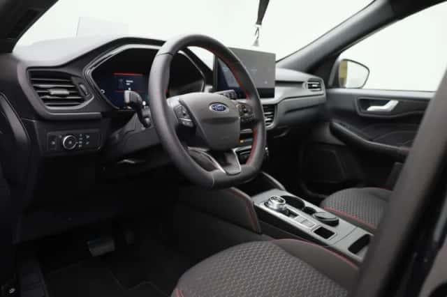 Ford Kuga (2025) thumbnail 30