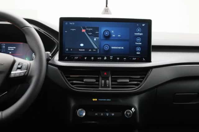Ford Kuga (2025) thumbnail 9