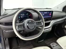 Fiat 500 (2021) thumbnail 21