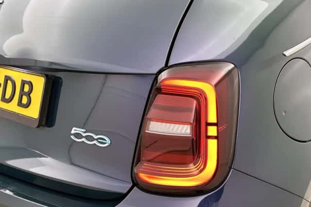 Fiat 500 (2021) thumbnail 24