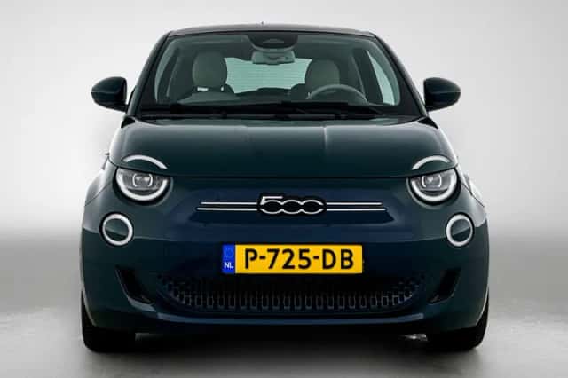 Fiat 500 (2021) thumbnail 5