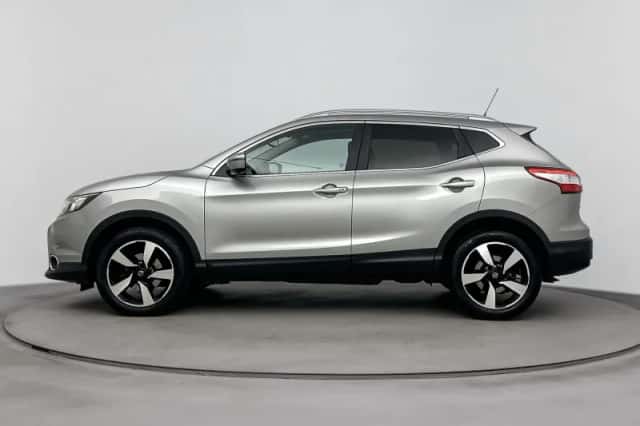 Nissan Qashqai (2017) thumbnail 2