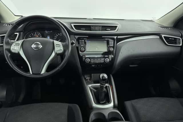 Nissan Qashqai (2017) thumbnail 16