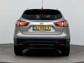 Nissan Qashqai (2017) thumbnail 3