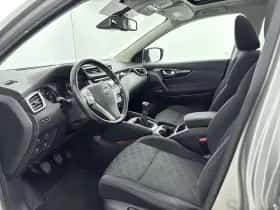 Nissan Qashqai (2017) thumbnail 8