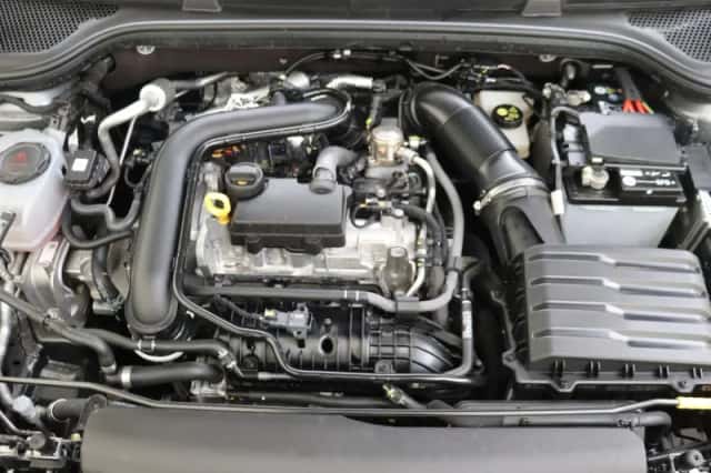 Škoda Kamiq (2025) thumbnail 5