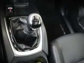 Nissan X-Trail (2016) thumbnail 15