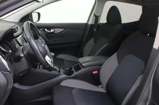 Nissan Qashqai (2021) thumbnail 11