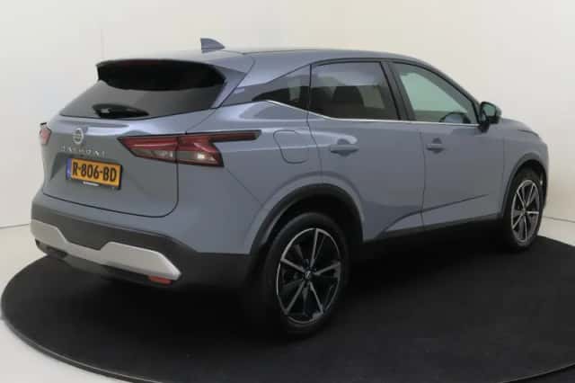 Nissan Qashqai (2022) thumbnail 4