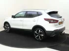 Nissan Qashqai (2021) thumbnail 3
