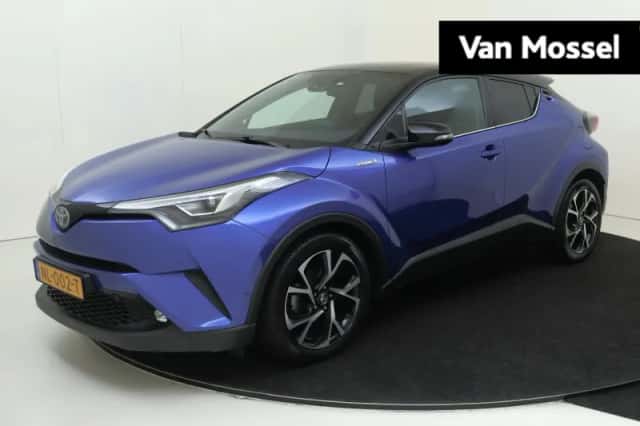 Toyota C-HR (2017) thumbnail 1
