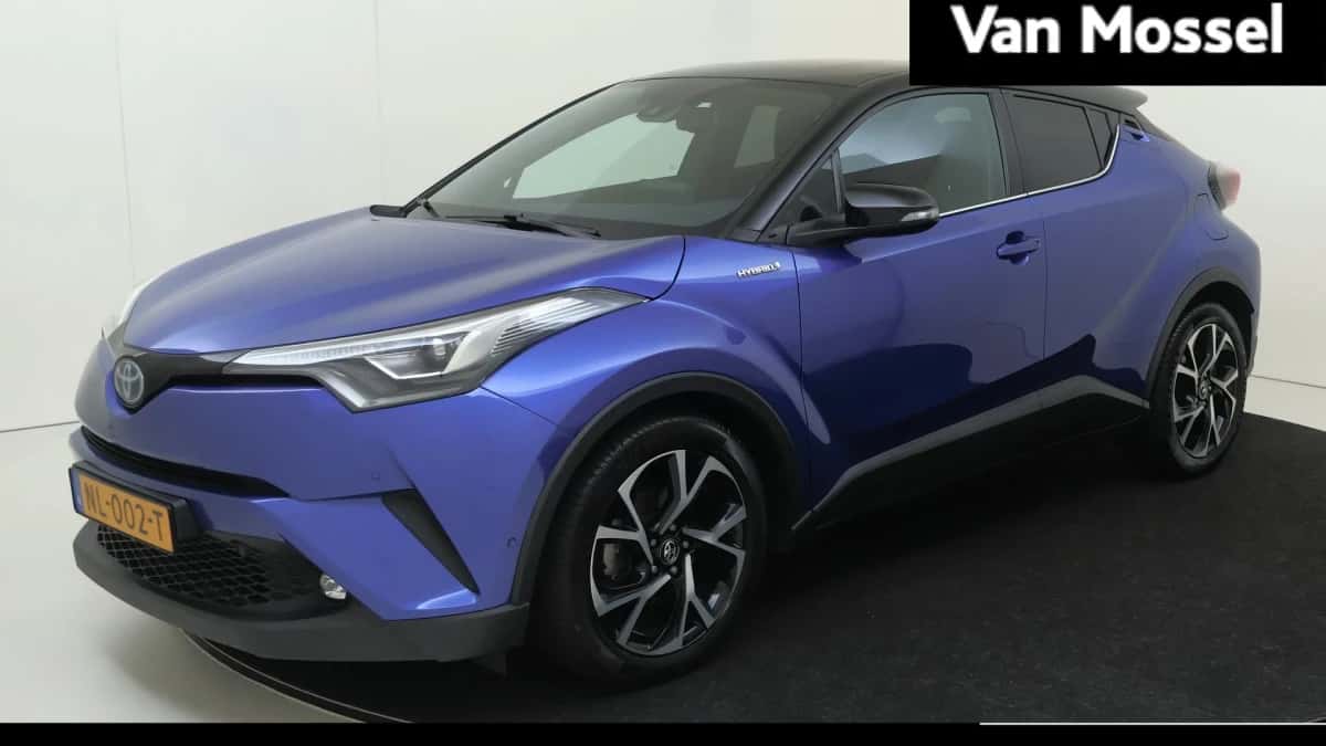 Toyota C-HR (2017) — foto 1