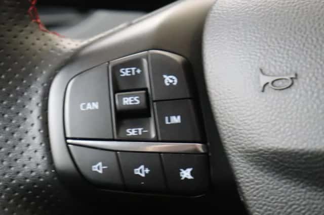 Ford Focus (2020) thumbnail 13