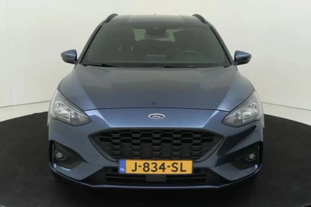 Ford Focus (2020) thumbnail 6