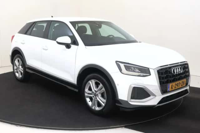 Audi Q2 (2021) thumbnail 2