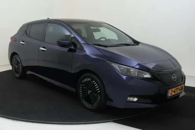 Nissan Leaf (2024) thumbnail 2
