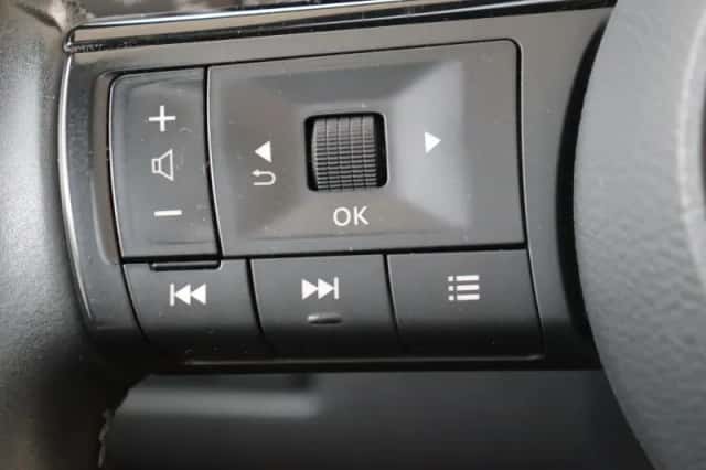 Nissan Qashqai (2023) thumbnail 13