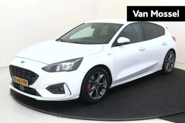 Ford Focus (2021) thumbnail 1