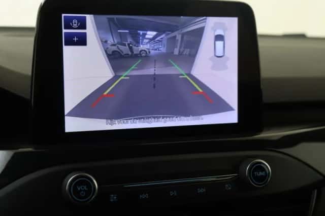 Ford Focus (2021) thumbnail 18