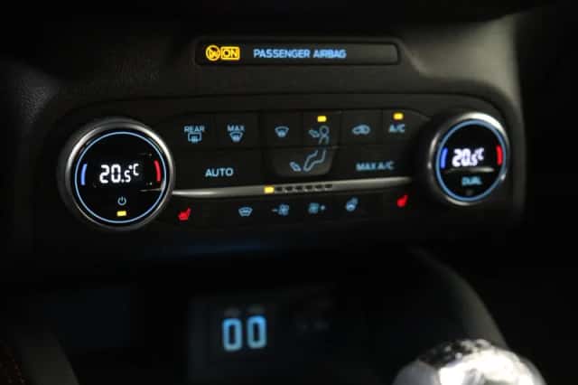 Ford Focus (2021) thumbnail 19