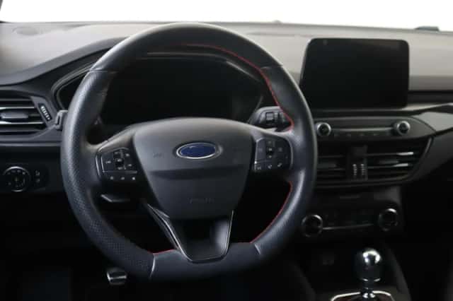 Ford Focus (2021) thumbnail 10