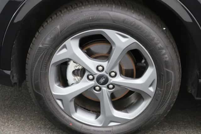 Ford Kuga (2025) thumbnail 13