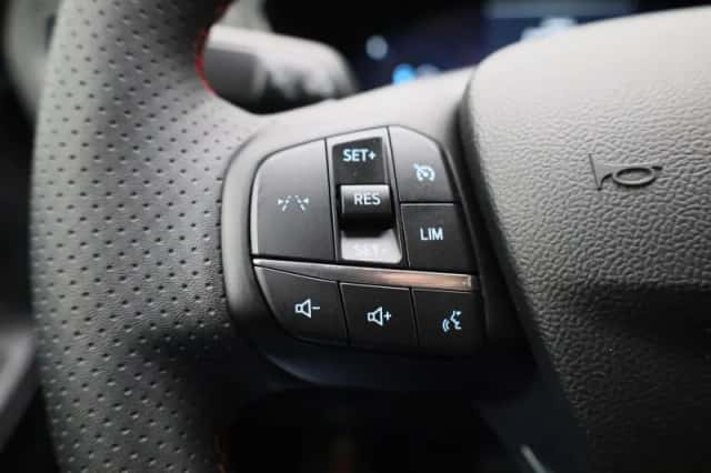 Ford Kuga (2025) thumbnail 20