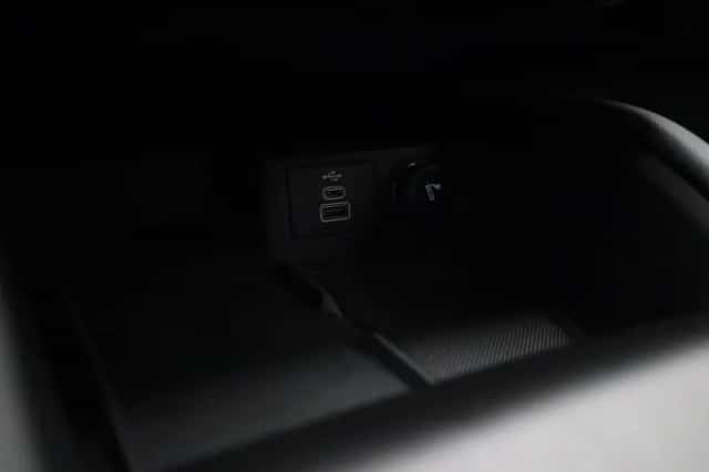 Ford Kuga (2025) thumbnail 25
