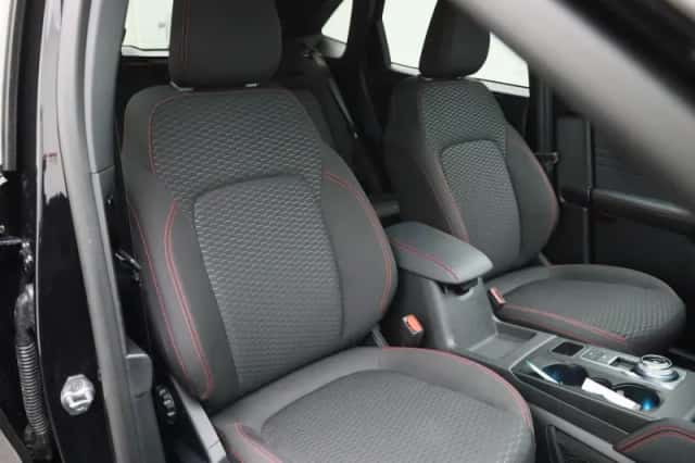 Ford Kuga (2025) thumbnail 36